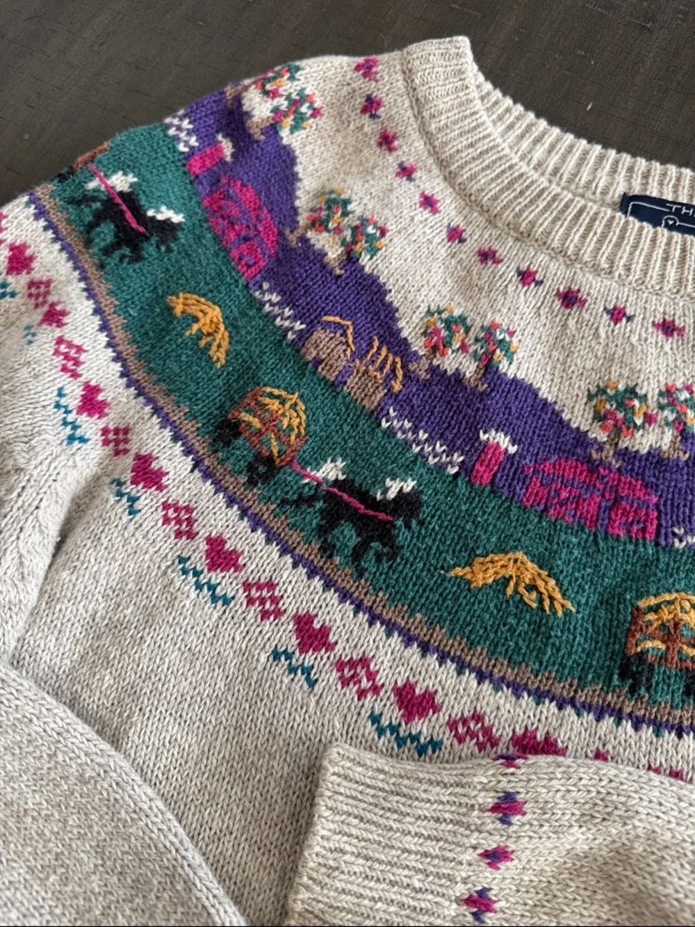 Vintage WOOLRICH Farm Scene Sweater - Picture 4 of 10